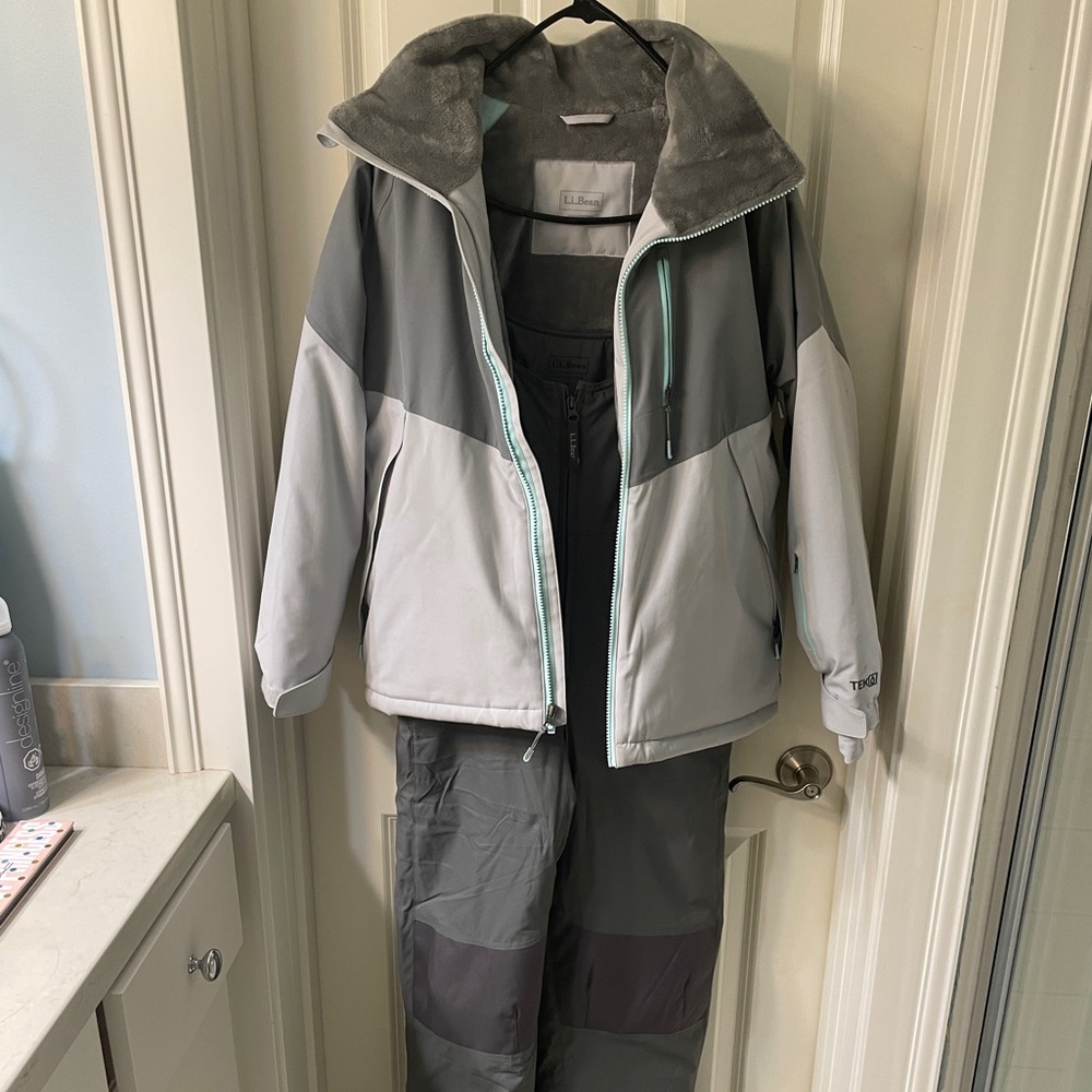 Lands End girls snow suit size 14-16